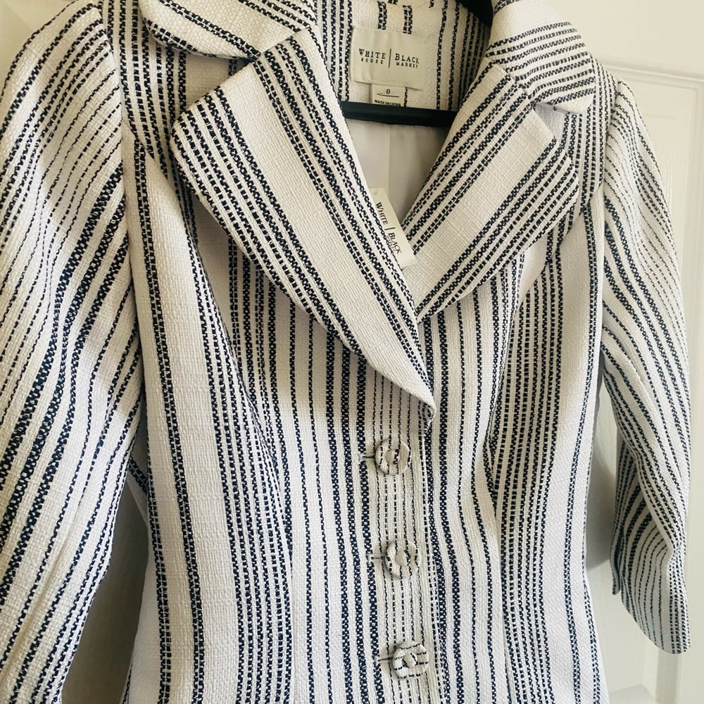 NWT White House Black Market Textured Blazer and Matching Skirt Set